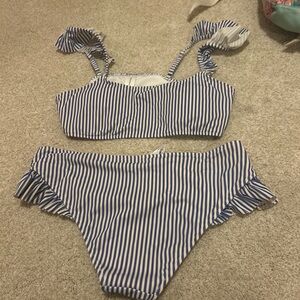 Vineyard Vines White and Blue Striped Bikini Top